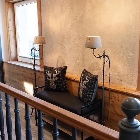 Strandberg's Huetten 550 Uenn